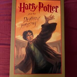Harry Potter and the Deathly Hallows deluxe collector’s edition